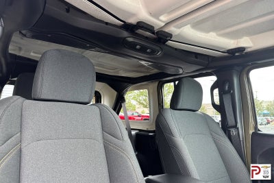 2025 Jeep Wrangler 4-Door Willys 4x4