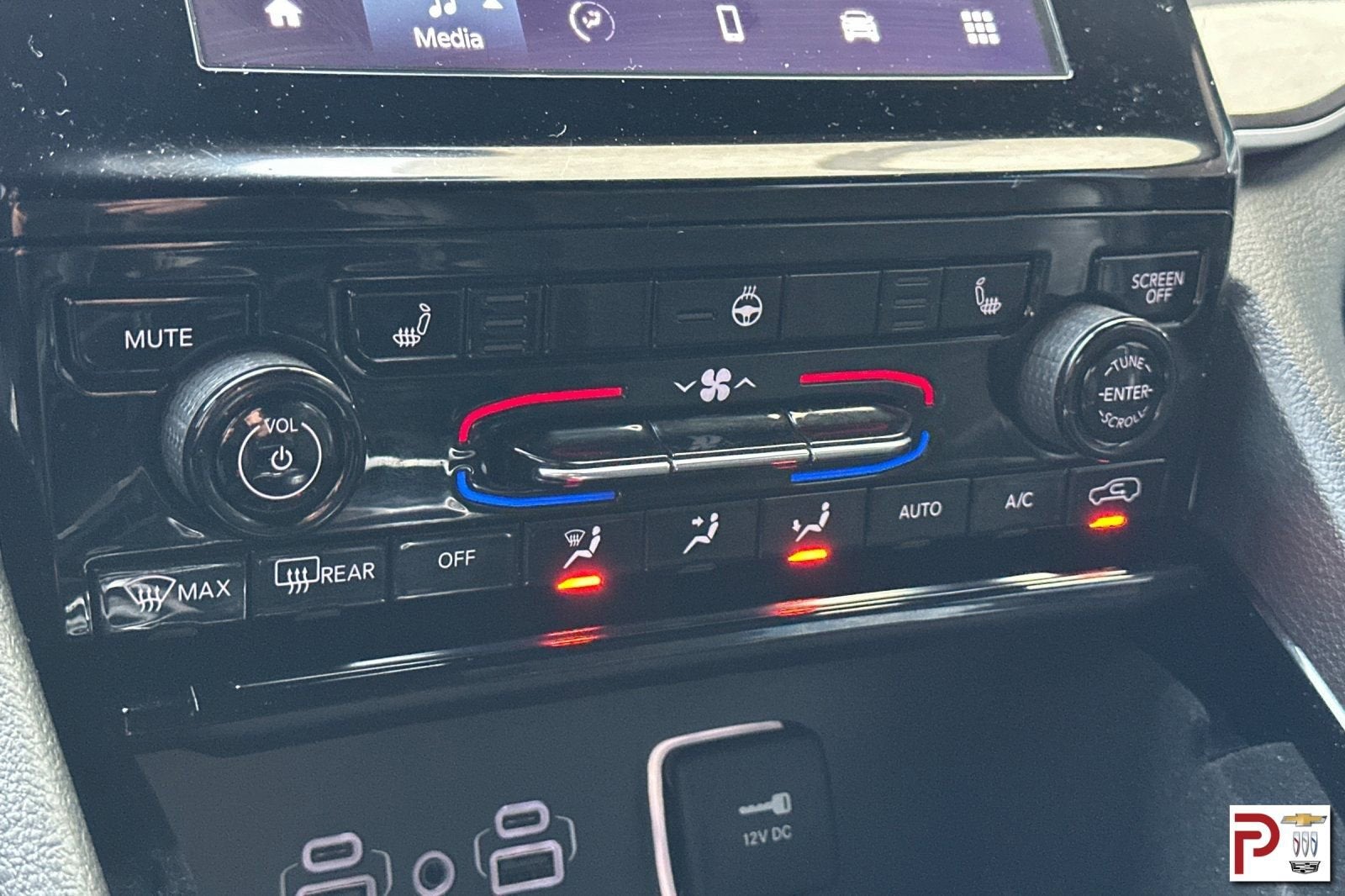 2022 Jeep Grand Cherokee L Altitude 4x4