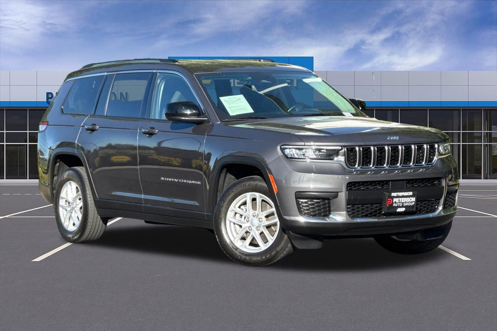2022 Jeep Grand Cherokee L Laredo