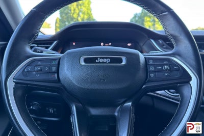 2022 Jeep Grand Cherokee L Laredo