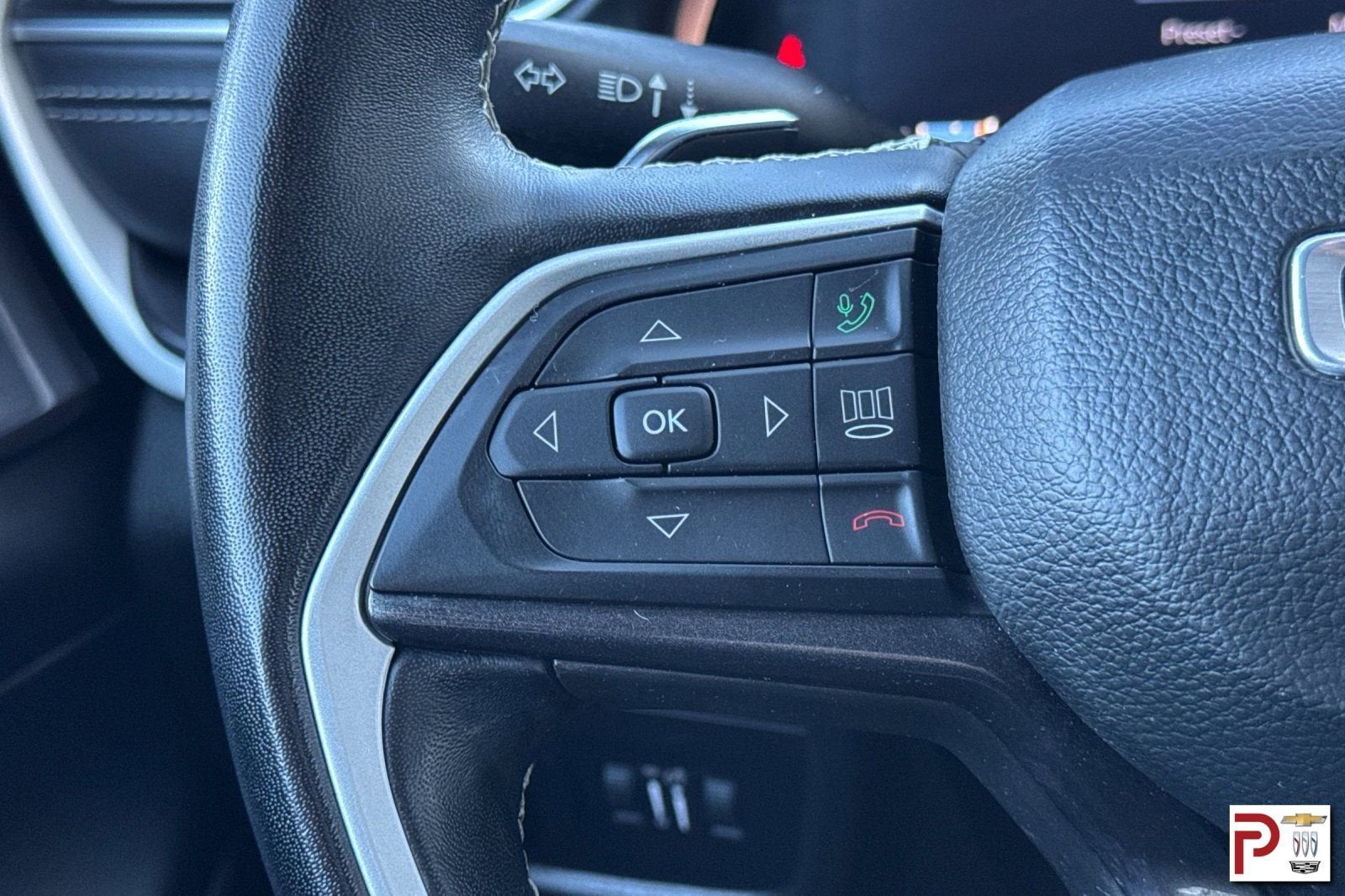 2022 Jeep Grand Cherokee L Laredo