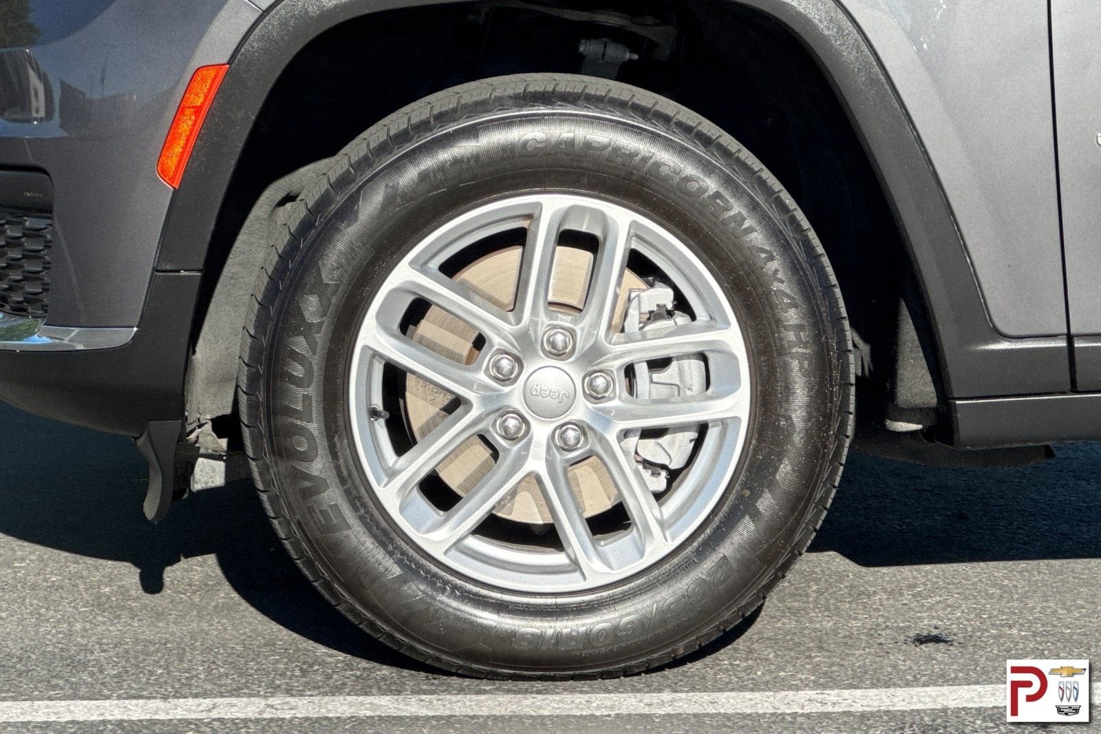 2022 Jeep Grand Cherokee L Laredo
