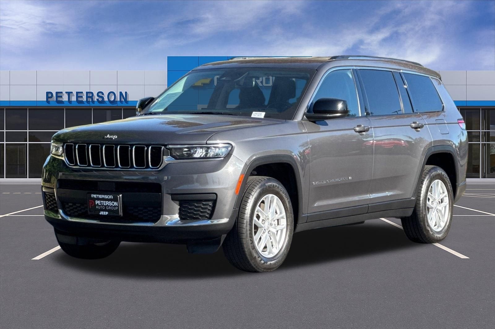 2022 Jeep Grand Cherokee L Laredo