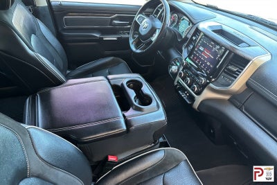 2019 RAM 1500 Laramie Crew Cab 4x4 5'7" Box
