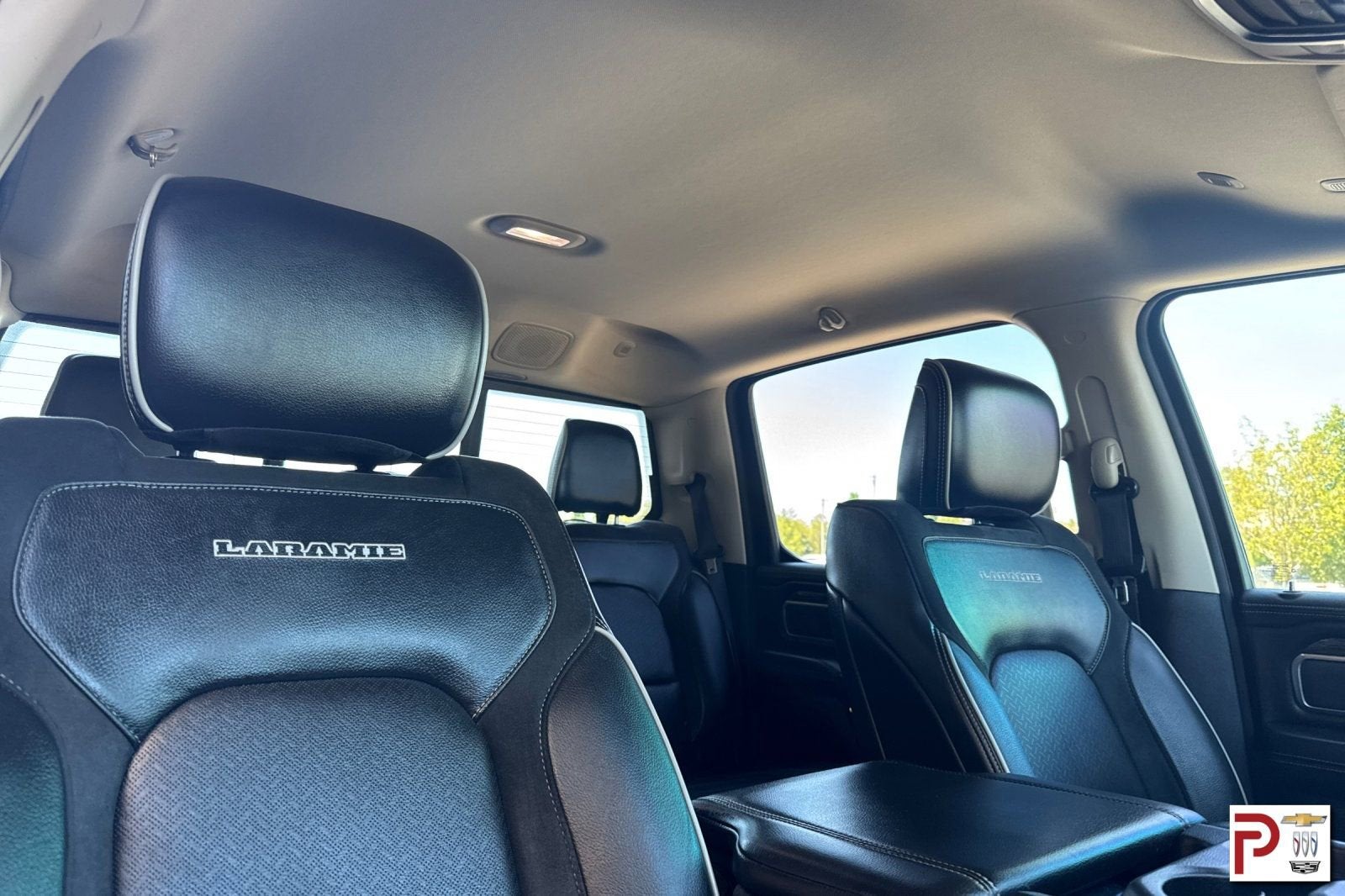 2019 RAM 1500 Laramie Crew Cab 4x4 5'7" Box