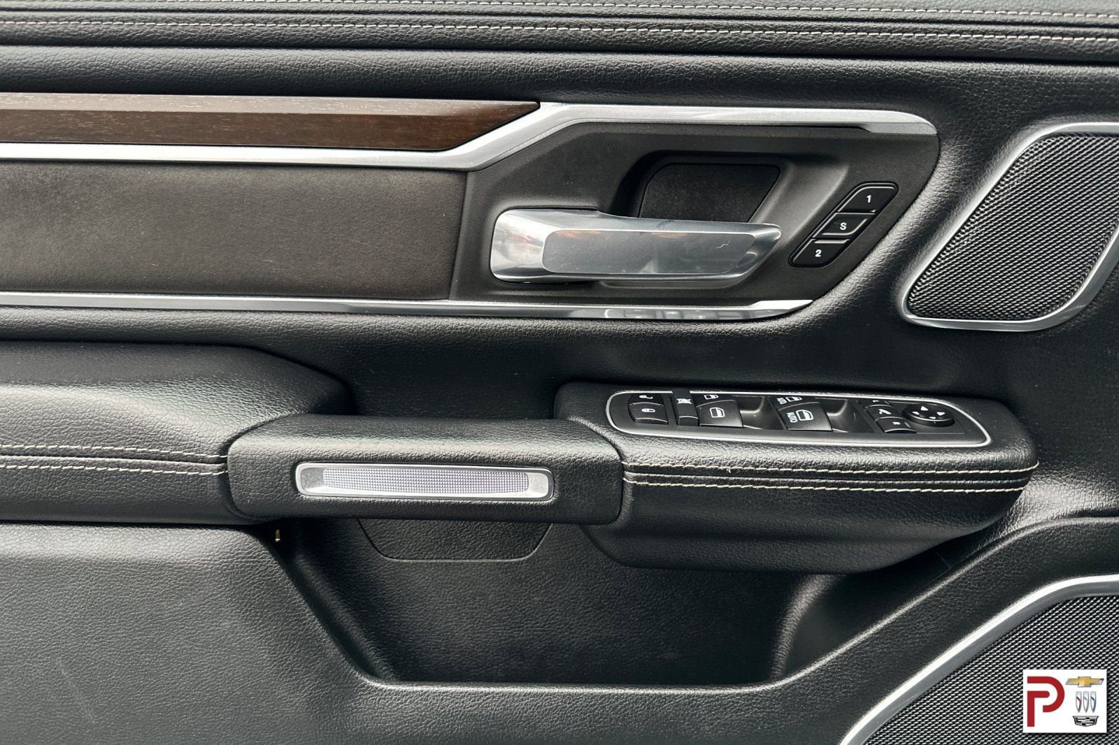 2021 RAM 1500 Laramie Crew Cab 4x4 5'7" Box