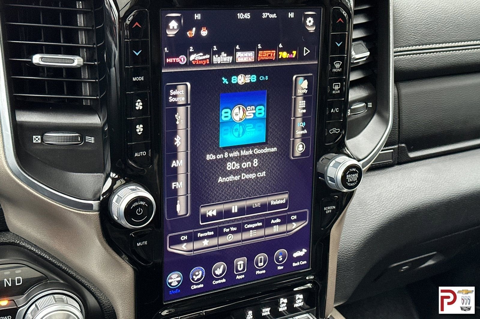 2021 RAM 1500 Laramie Crew Cab 4x4 5'7" Box