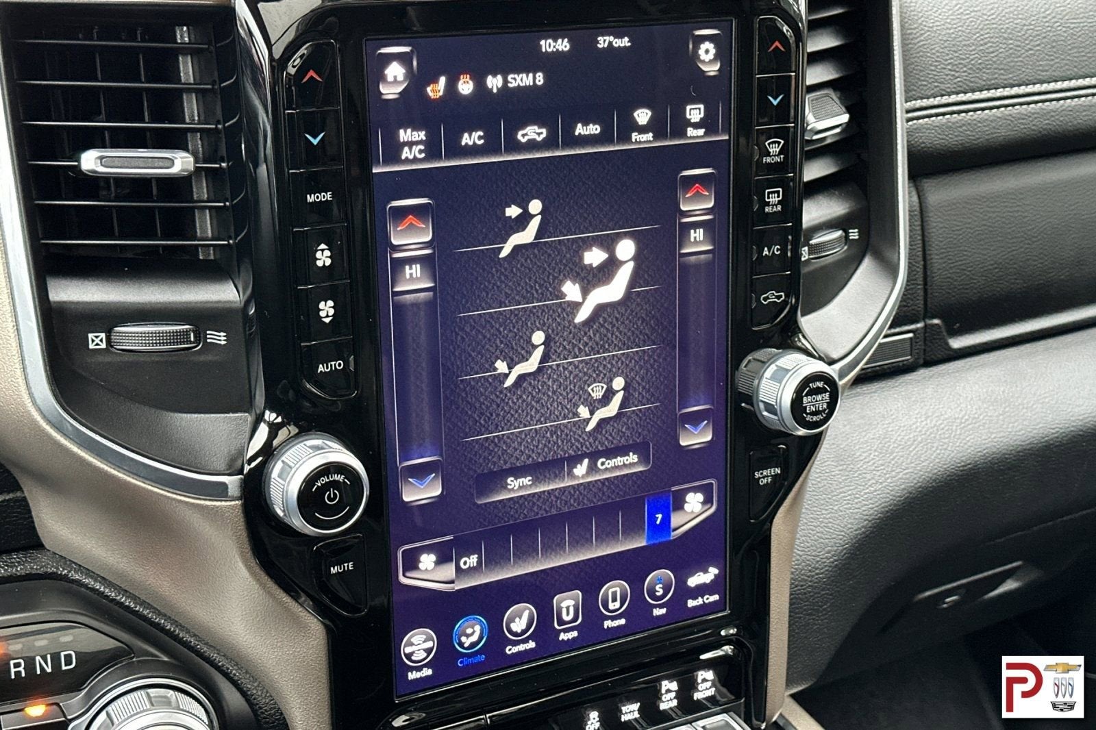 2021 RAM 1500 Laramie Crew Cab 4x4 5'7" Box