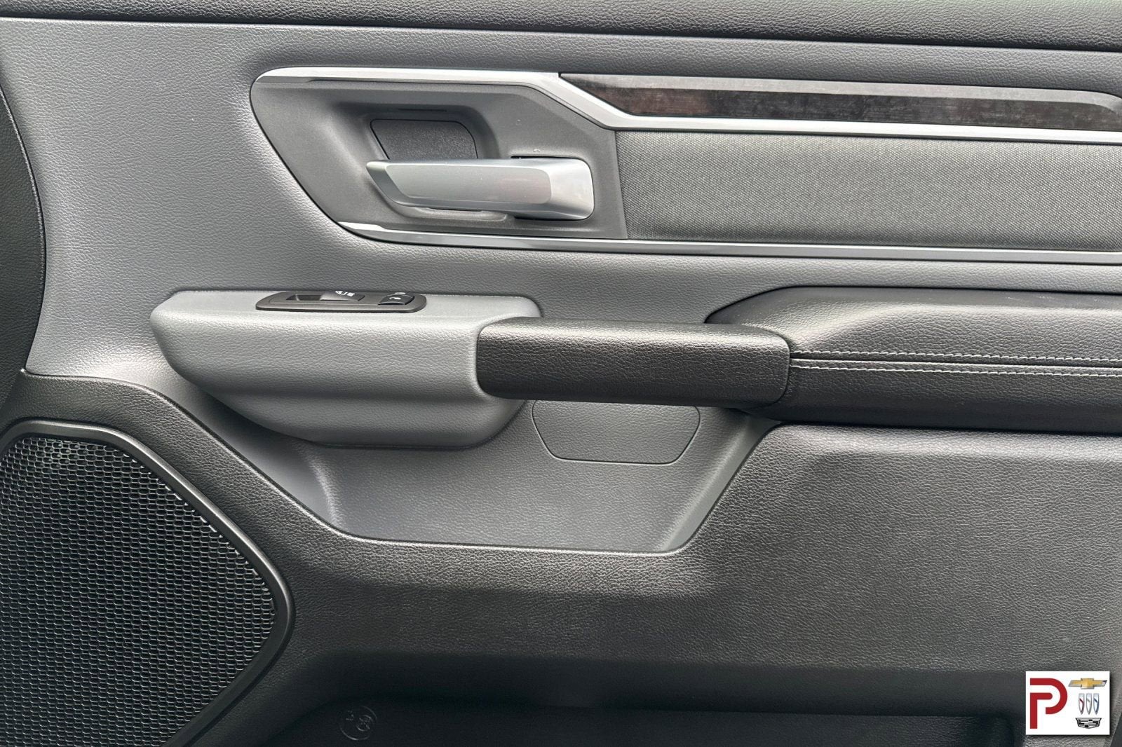 2022 RAM 1500 Big Horn Crew Cab 4x4 6'4" Box