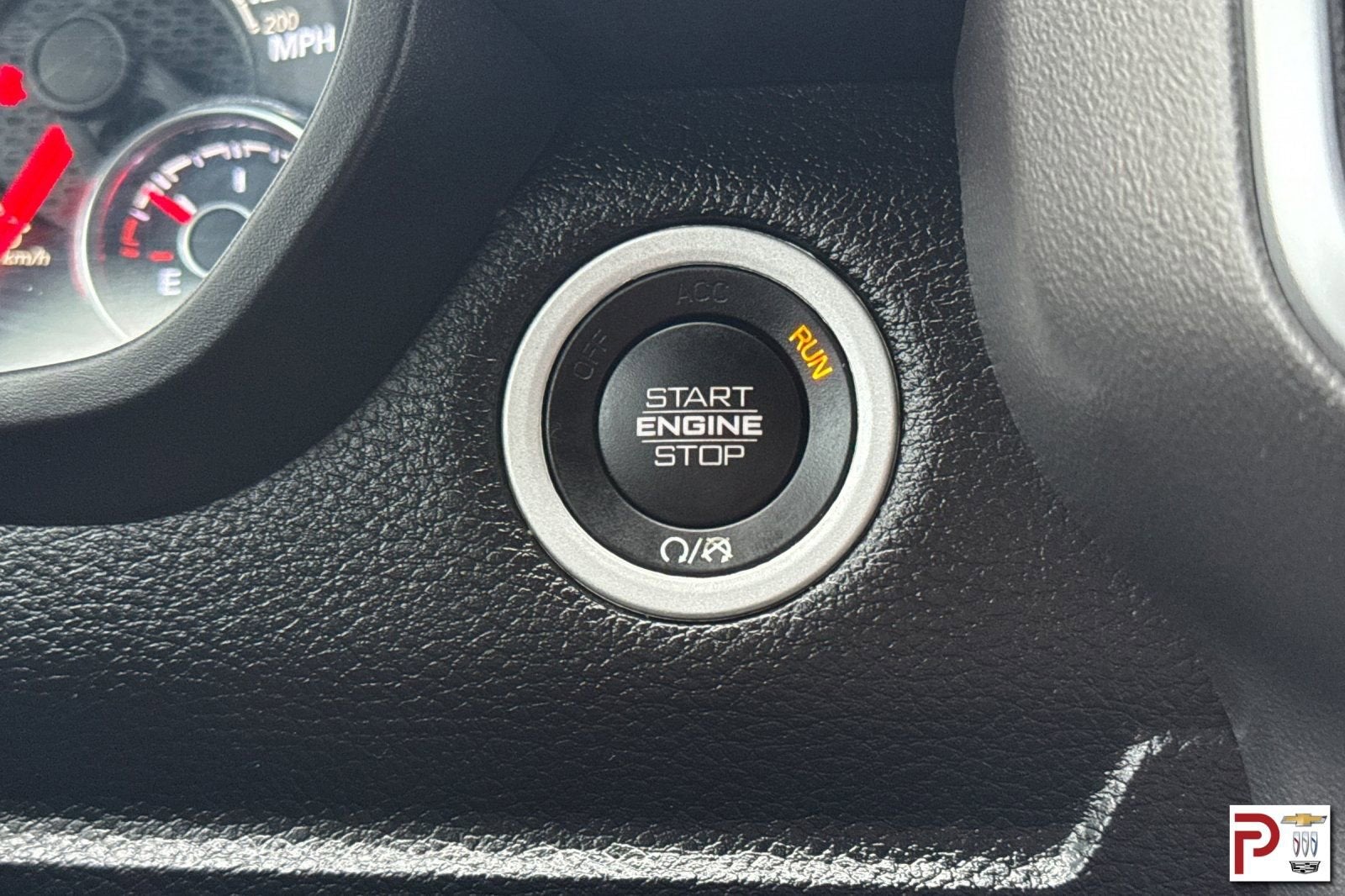 2022 RAM 1500 Big Horn Crew Cab 4x4 6'4" Box