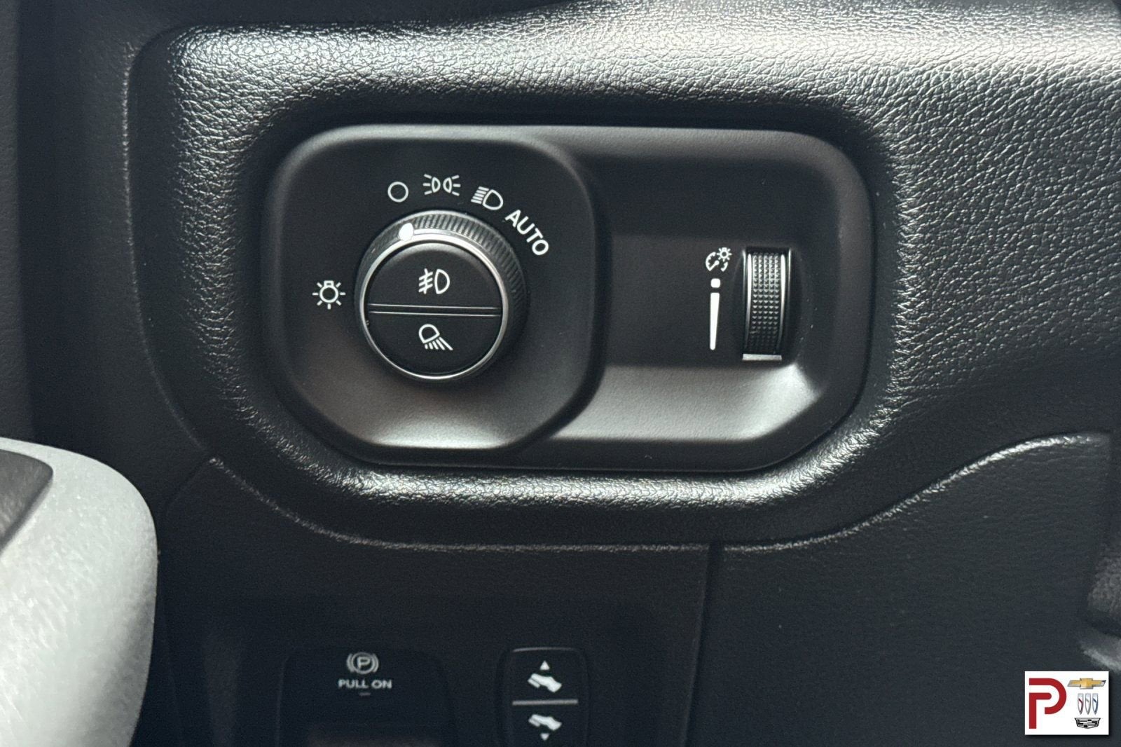 2022 RAM 1500 Big Horn Crew Cab 4x4 6'4" Box