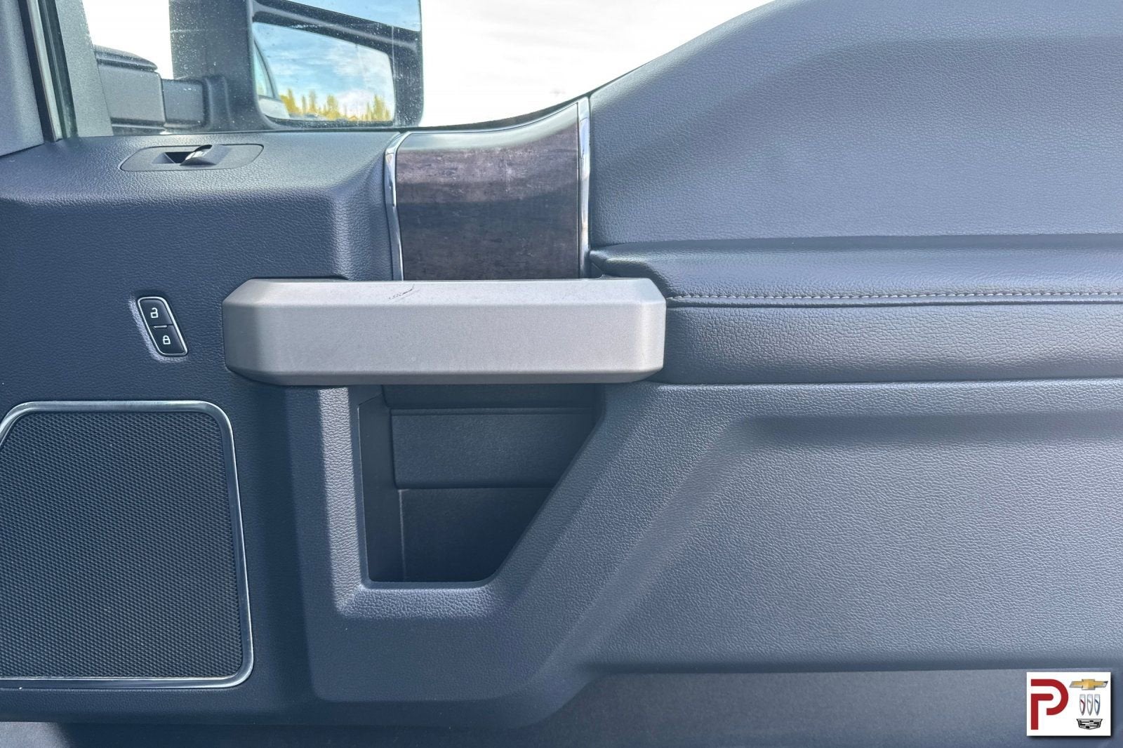 2022 Ford Super Duty F-350 SRW XL