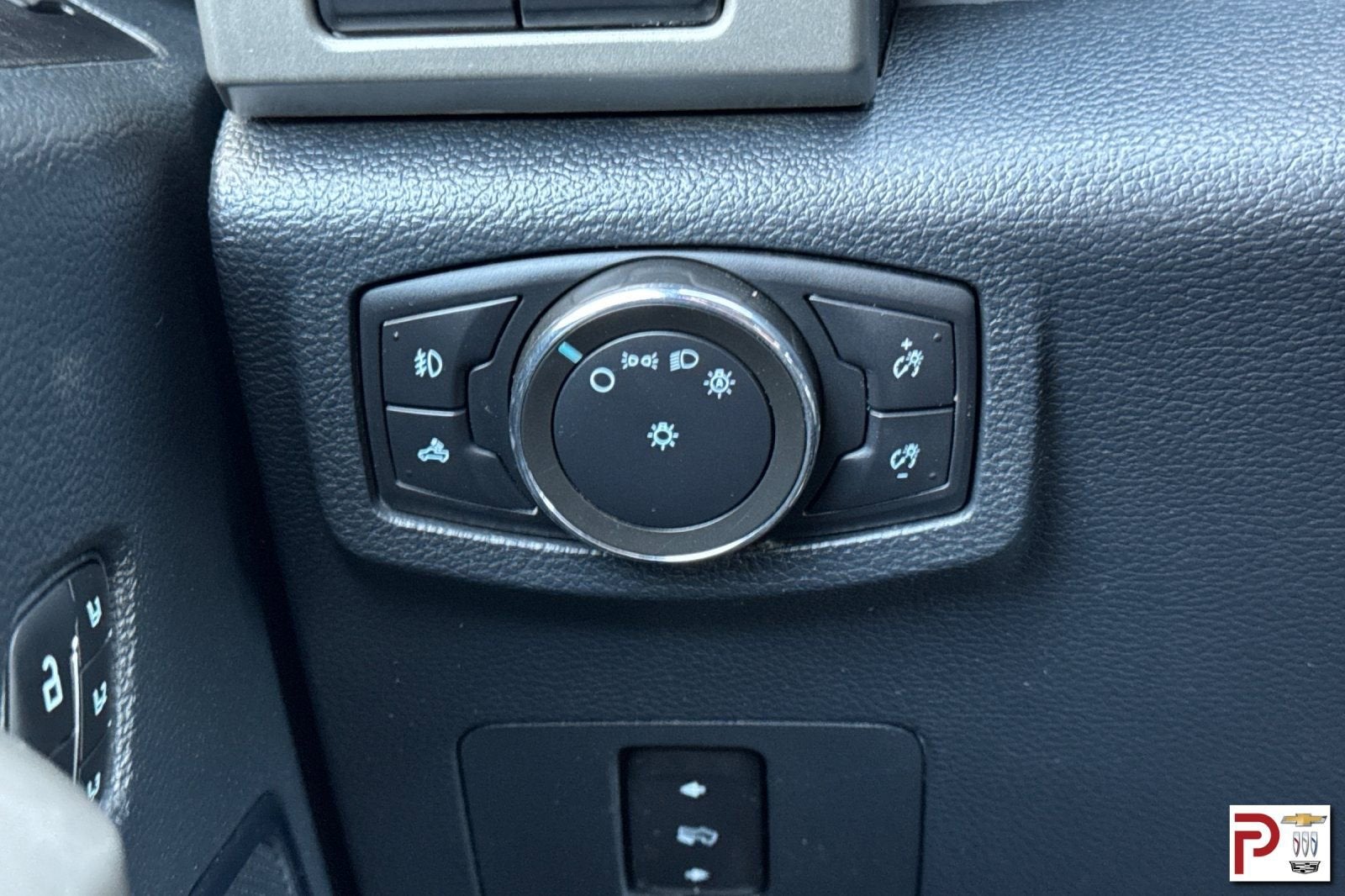 2022 Ford Super Duty F-350 SRW XL