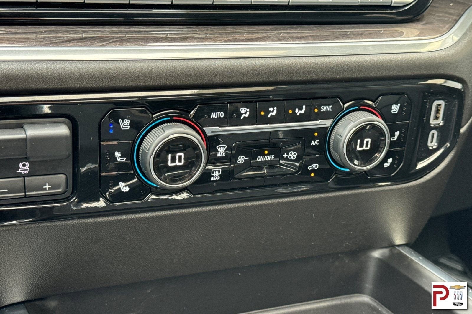 2025 Chevrolet Silverado 3500 HD LTZ