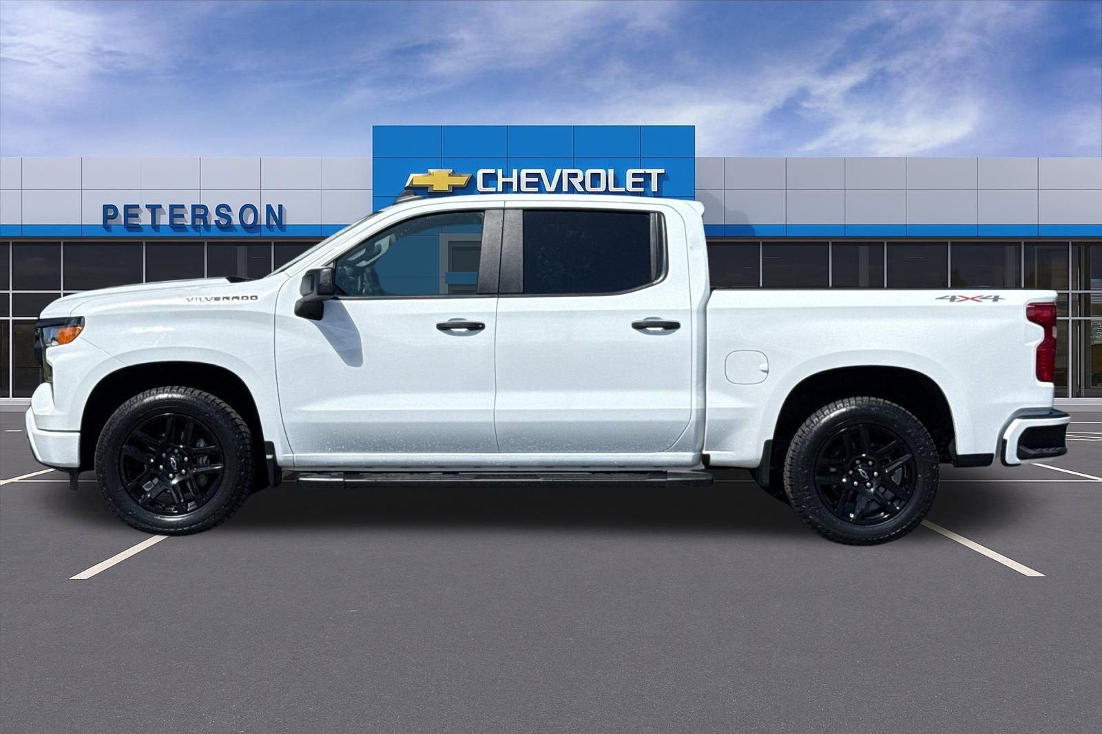 2023 Chevrolet Silverado 1500 Custom