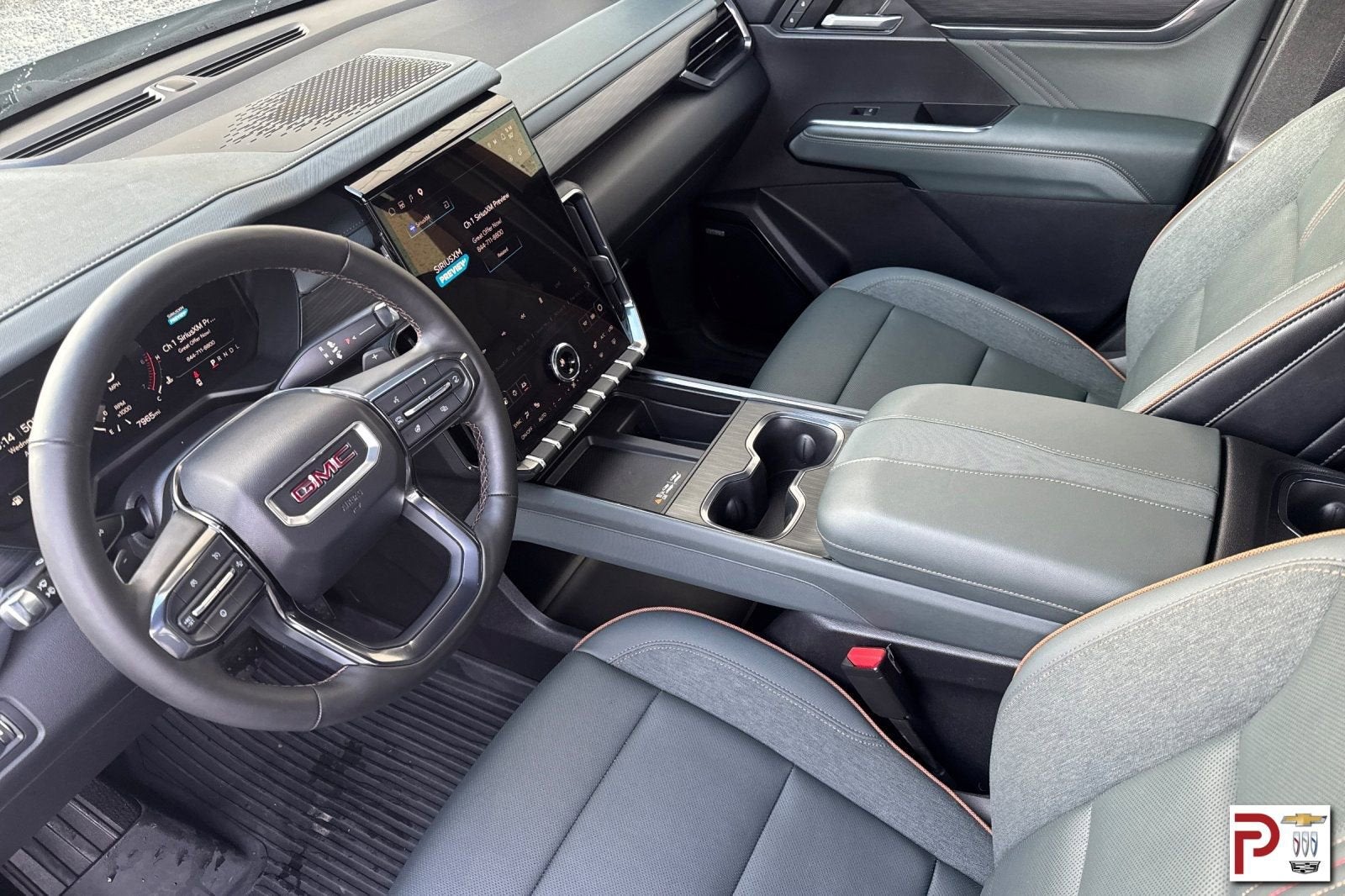 2025 GMC Acadia AT4