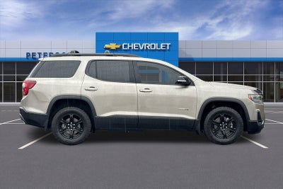 2023 GMC Acadia AT4