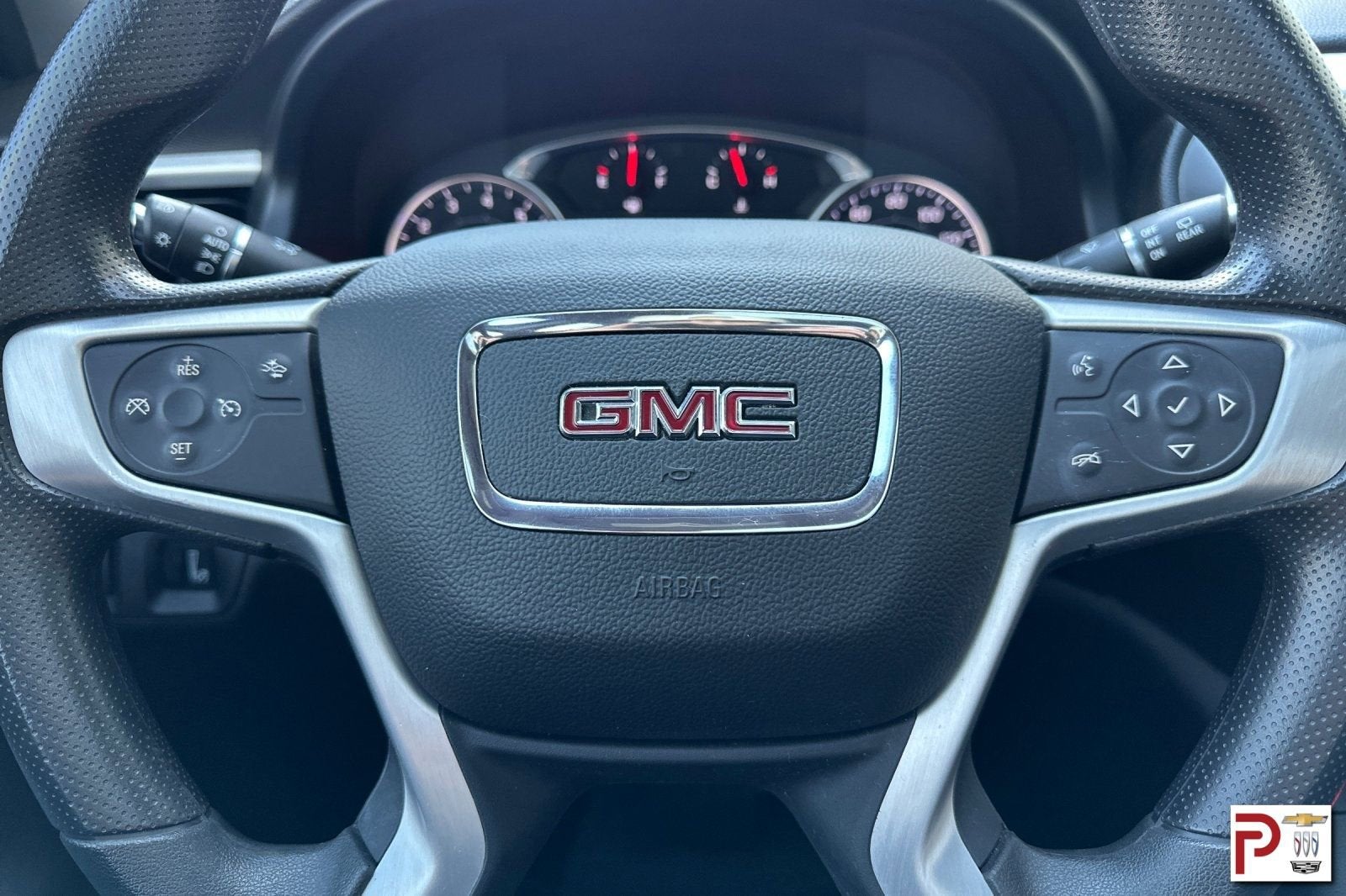 2022 GMC Acadia SLE