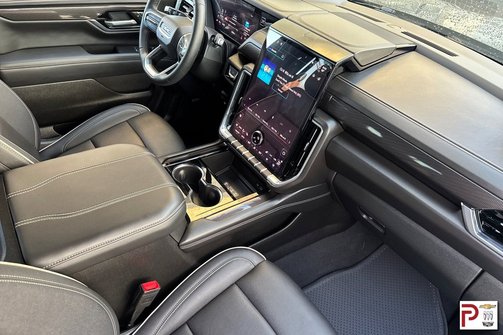 2025 GMC Yukon Elevation