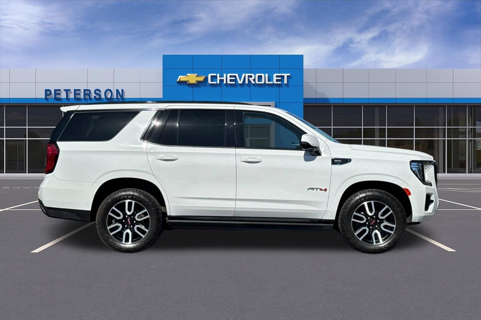 2022 GMC Yukon AT4