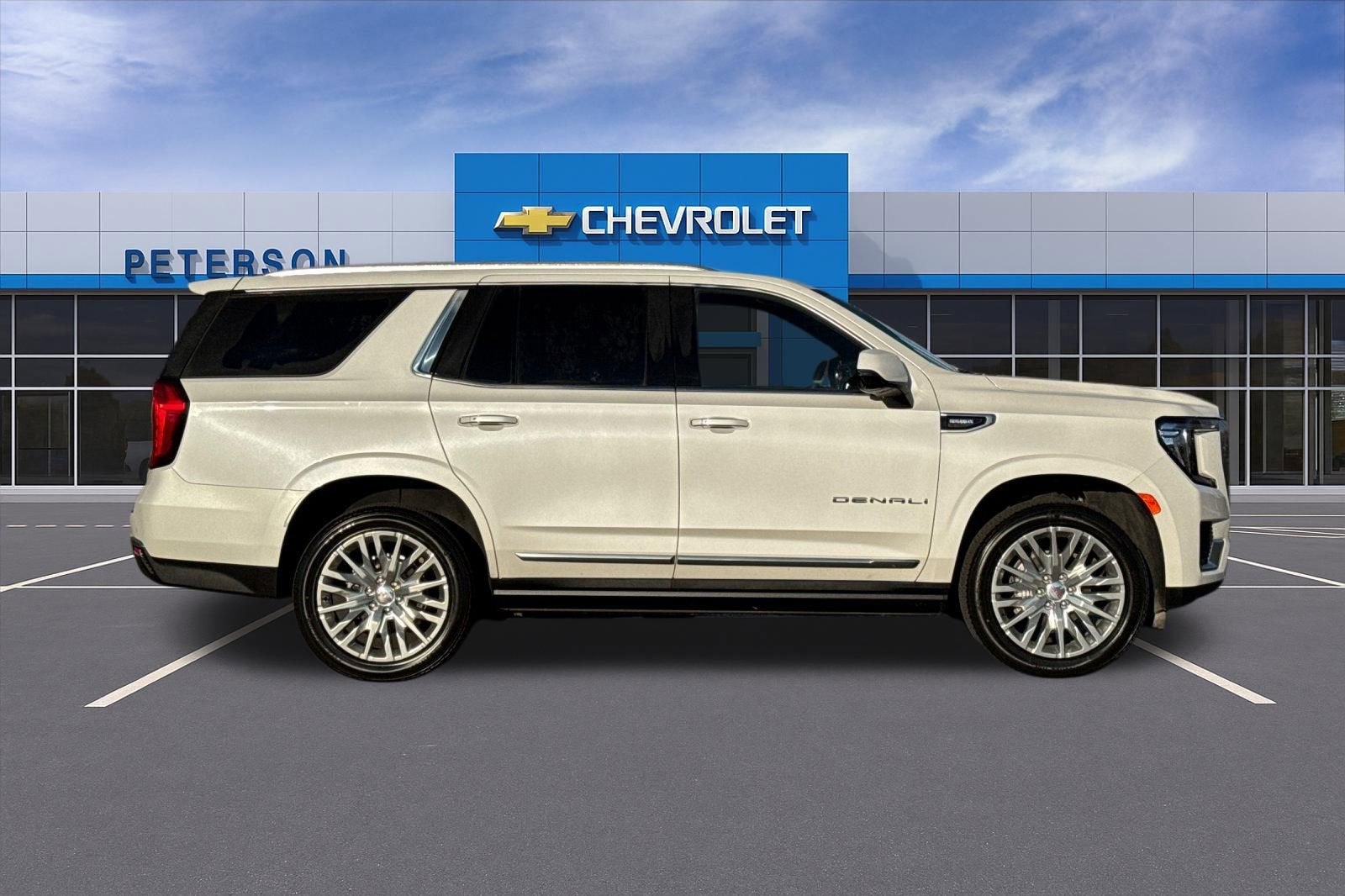 2023 GMC Yukon Denali