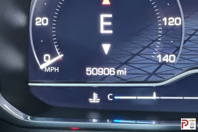 2023 GMC Yukon XL SLE