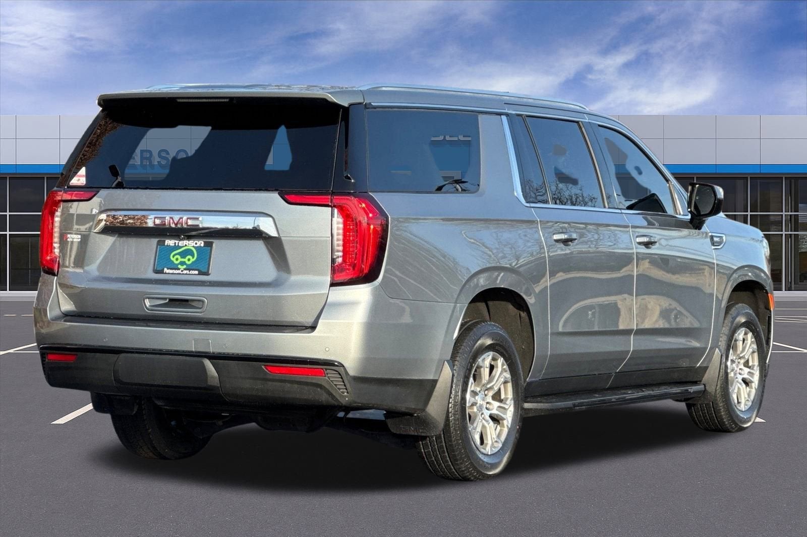 2023 GMC Yukon XL SLE