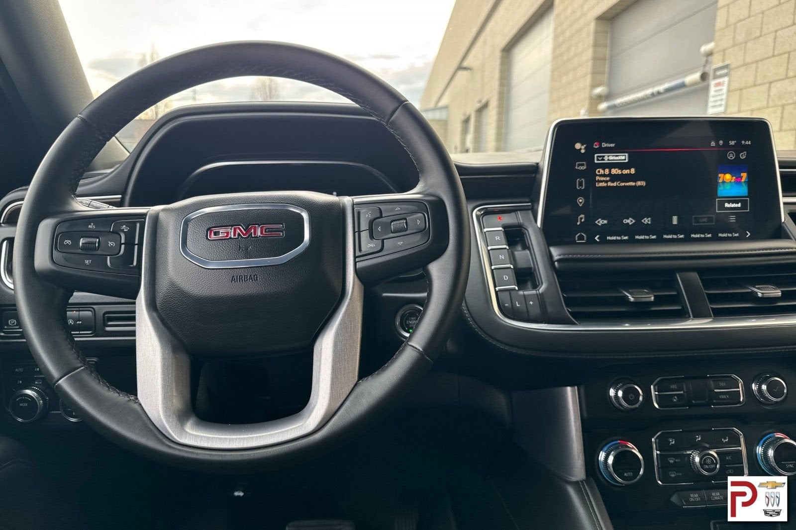 2024 GMC Yukon XL SLE