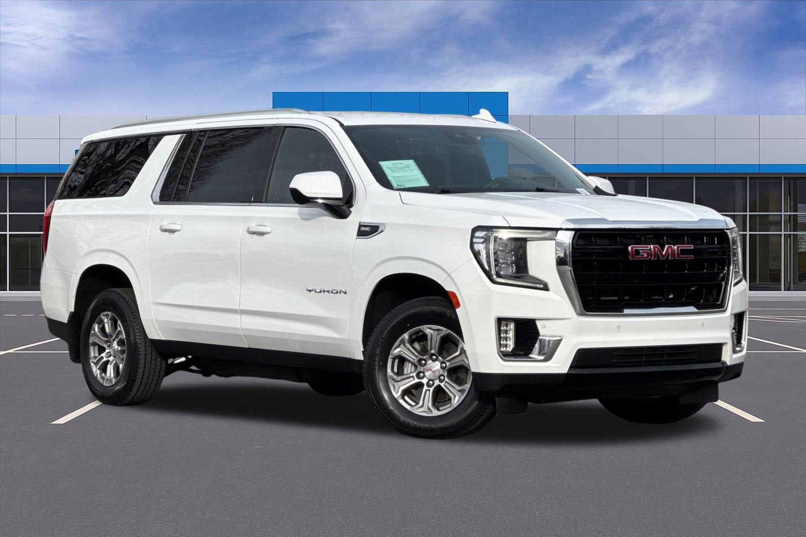 2024 GMC Yukon XL SLE