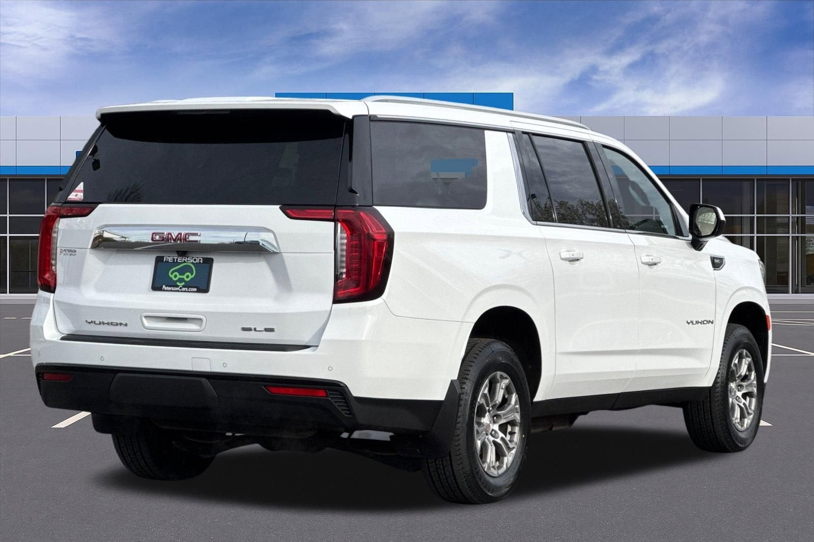 2024 GMC Yukon XL SLE