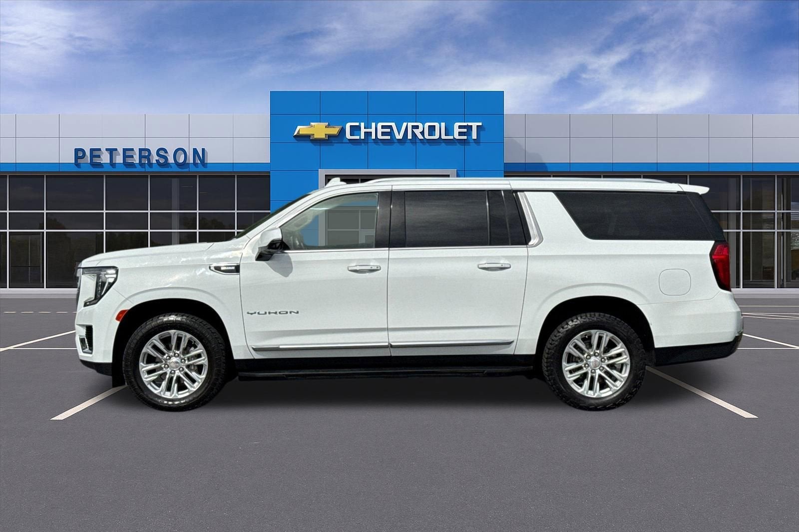 2024 GMC Yukon XL SLT