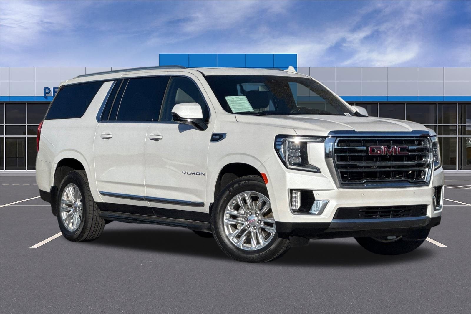 2023 GMC Yukon XL SLT