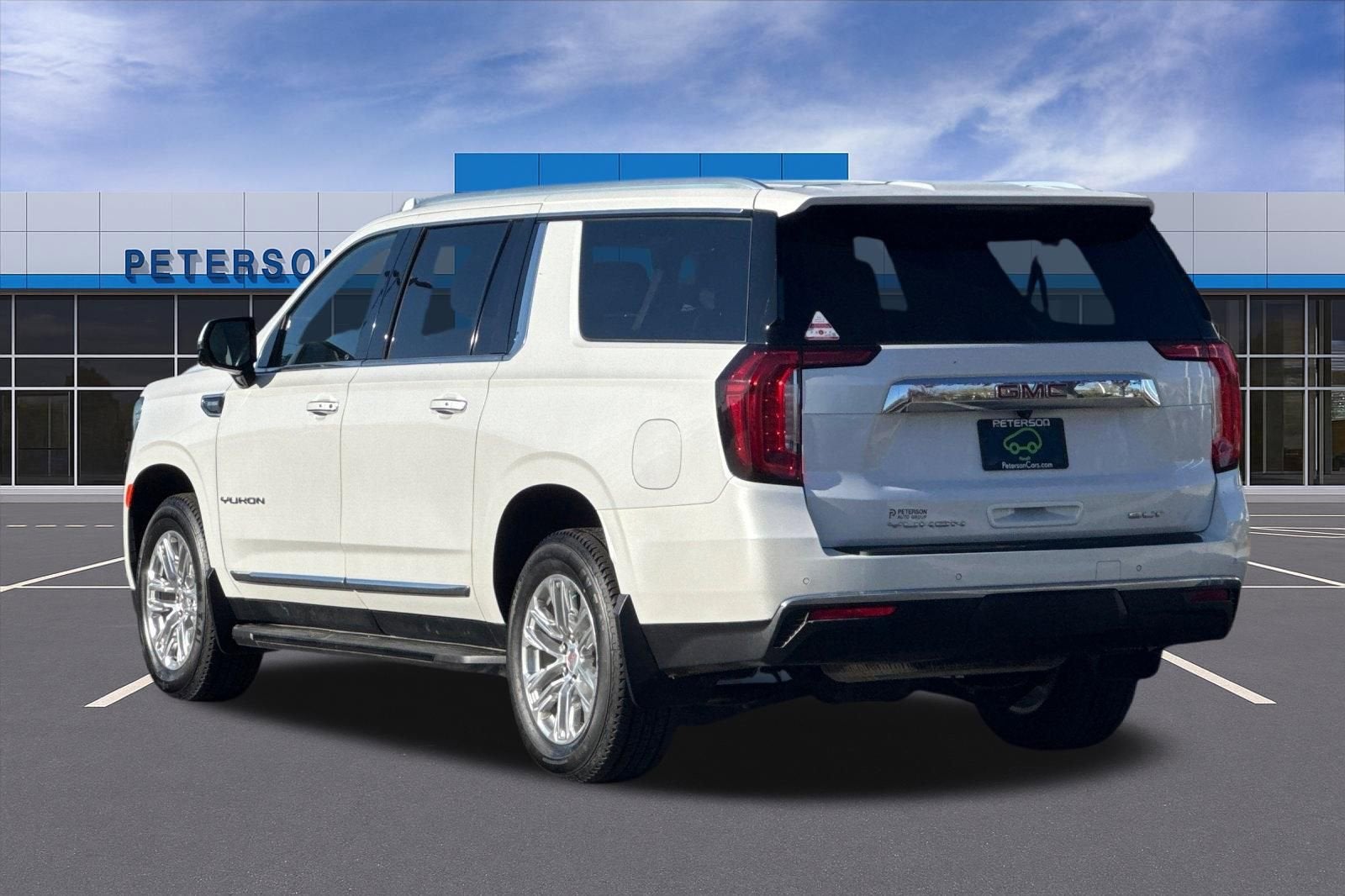 2023 GMC Yukon XL SLT
