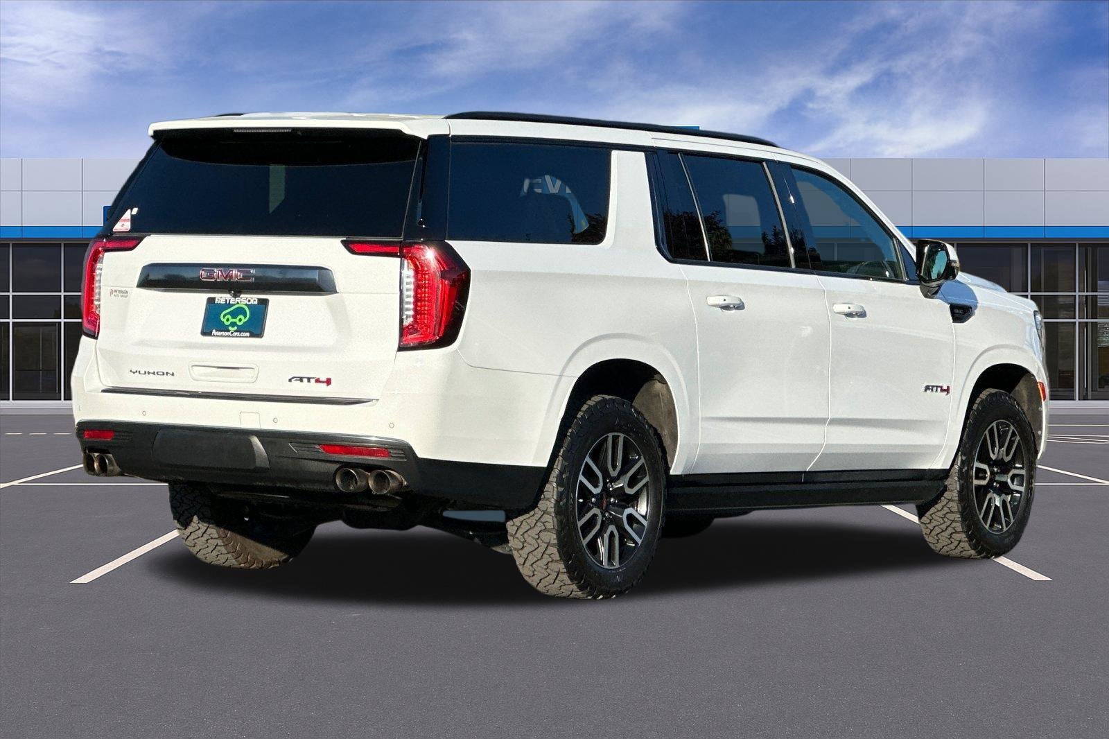 2023 GMC Yukon XL AT4