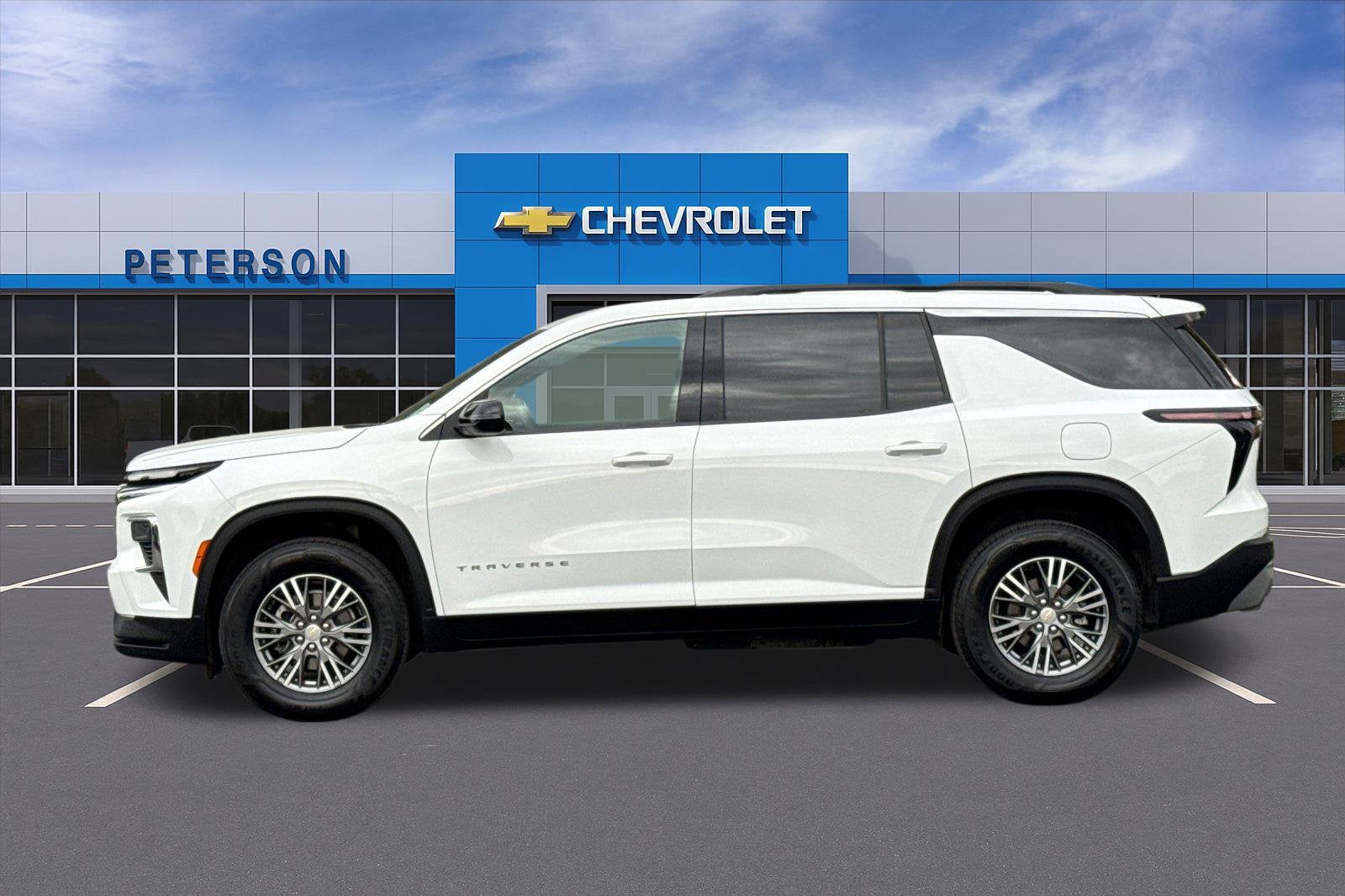 2025 Chevrolet Traverse LT