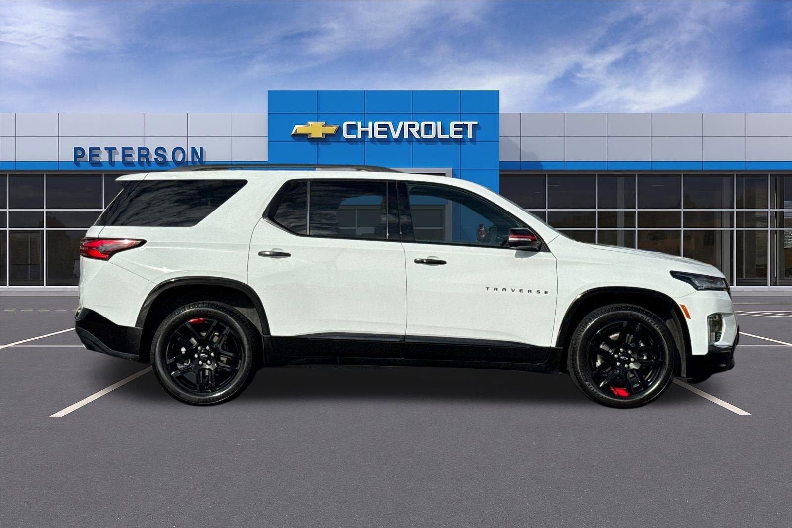 2023 Chevrolet Traverse Premier