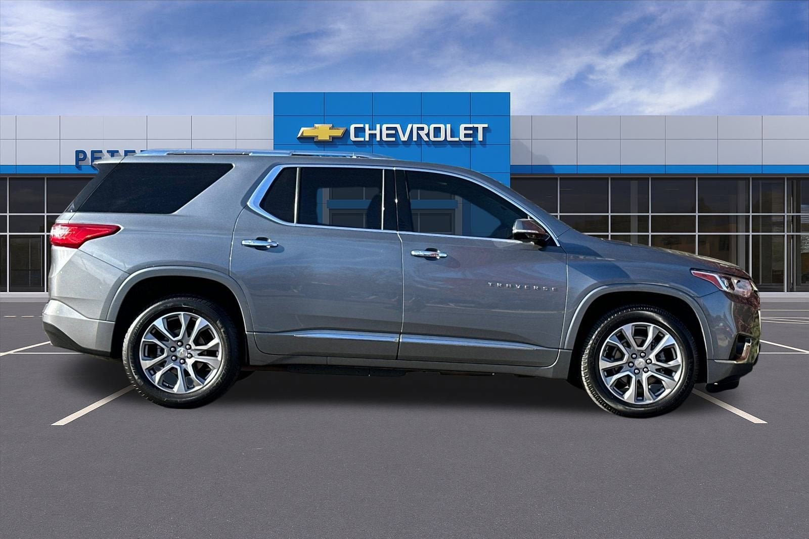 2021 Chevrolet Traverse Premier
