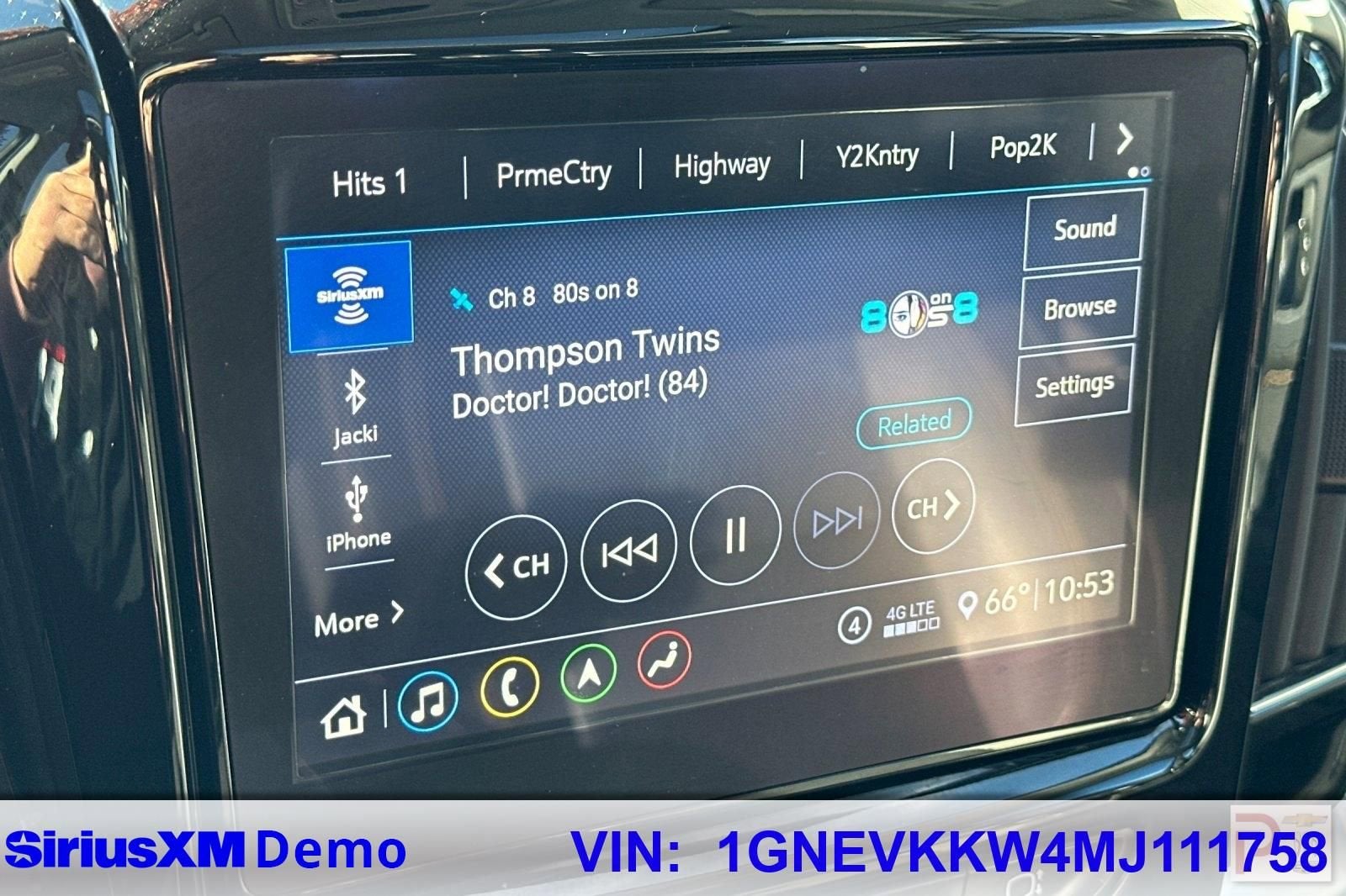 2021 Chevrolet Traverse Premier