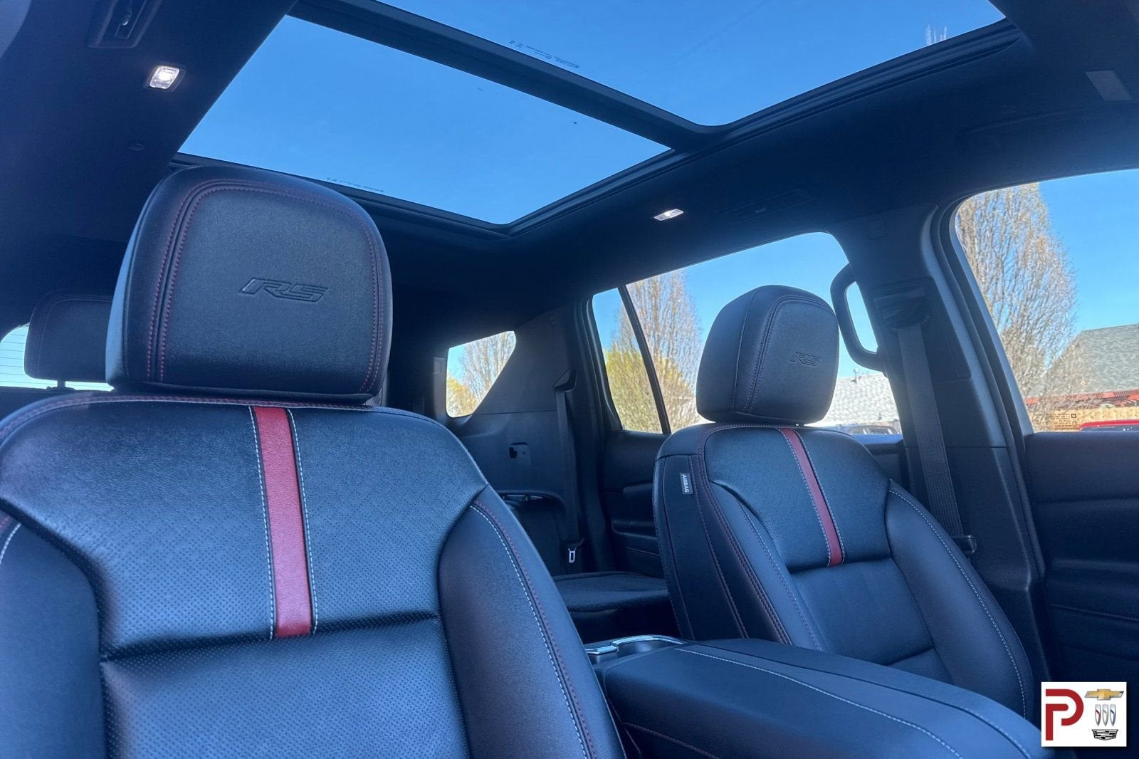 2025 Chevrolet Traverse RS