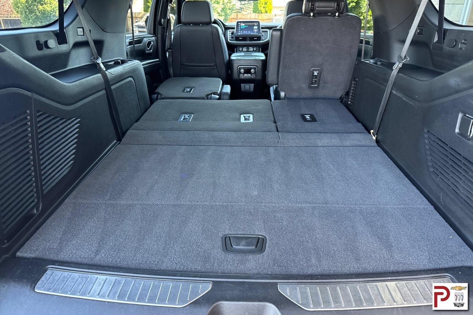 2022 Chevrolet Suburban RST