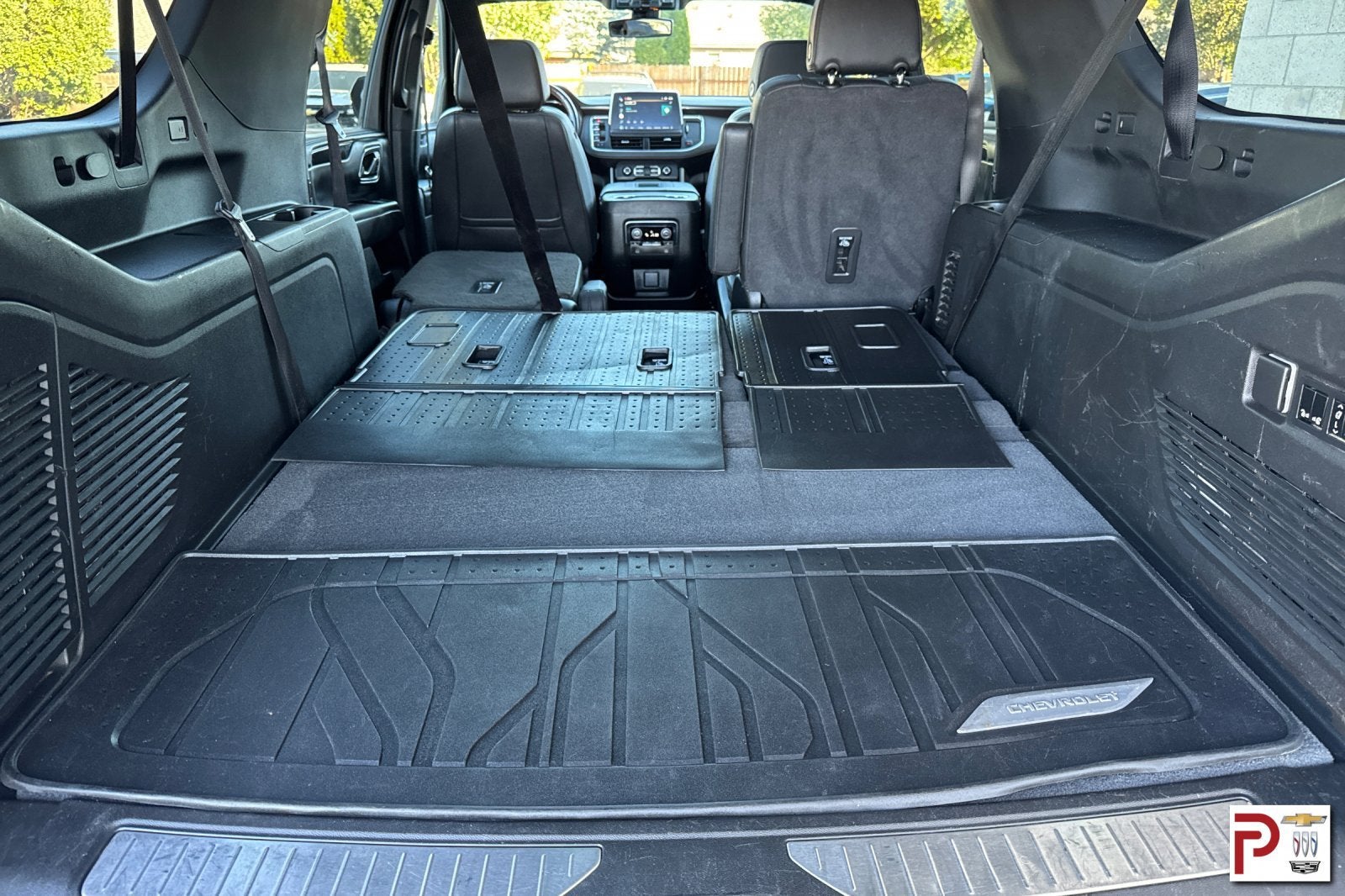 2022 Chevrolet Suburban RST