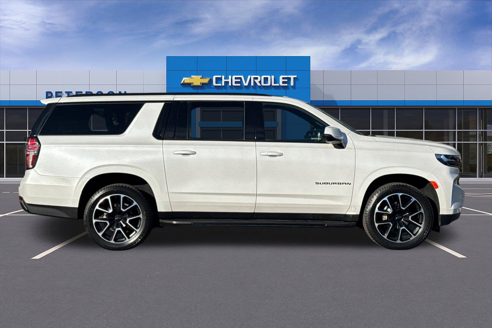 2022 Chevrolet Suburban RST