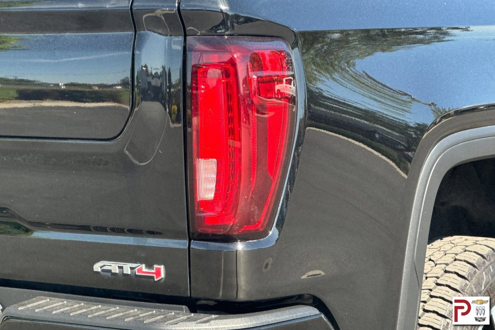 2022 GMC Sierra 1500 AT4