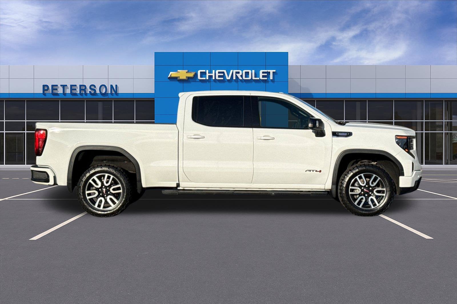 2023 GMC Sierra 1500 AT4