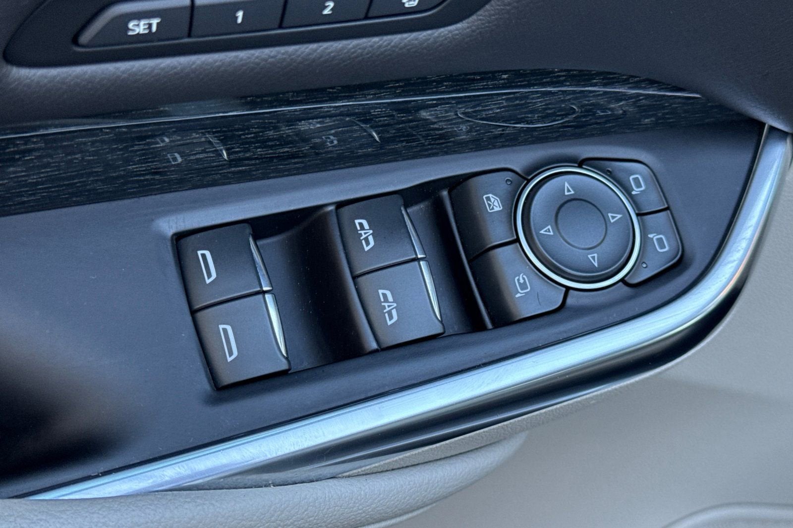 2022 Cadillac XT4 Premium Luxury