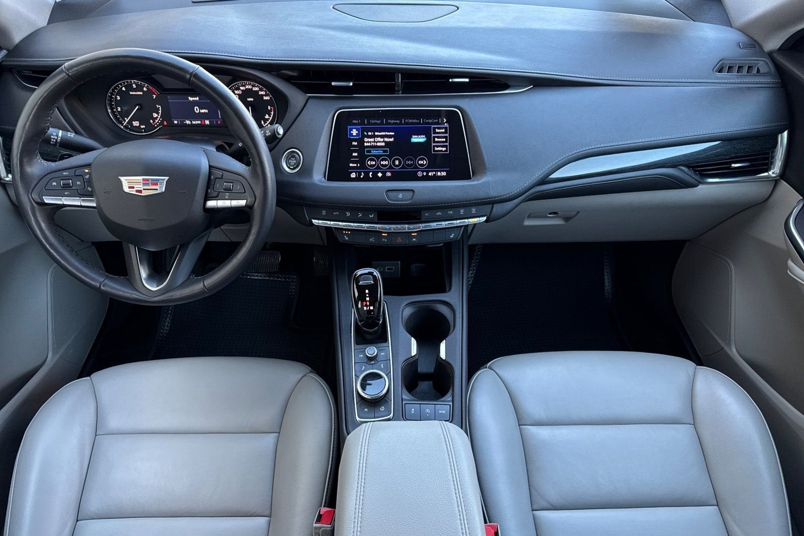 2022 Cadillac XT4 Premium Luxury