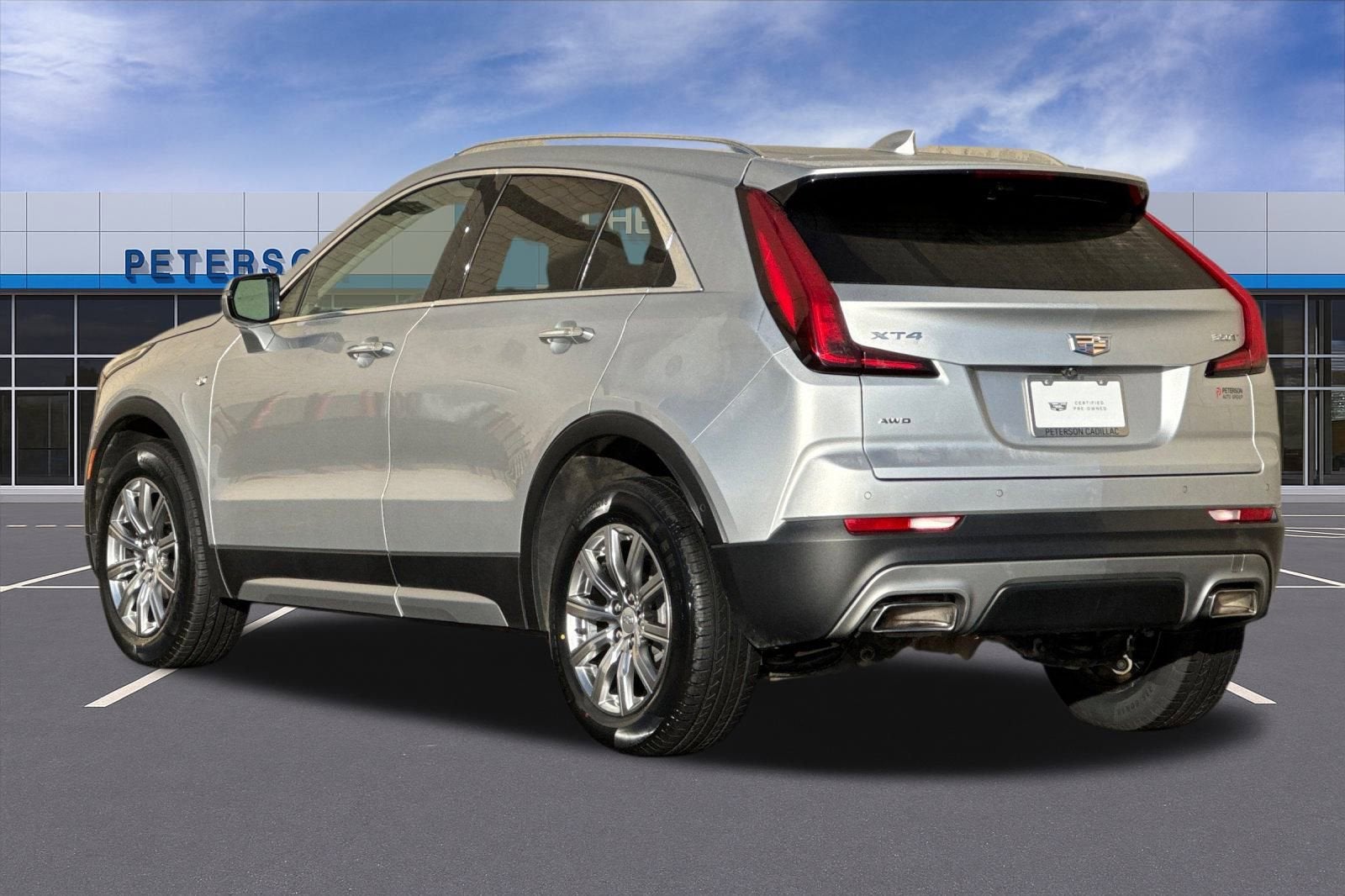 2022 Cadillac XT4 Premium Luxury