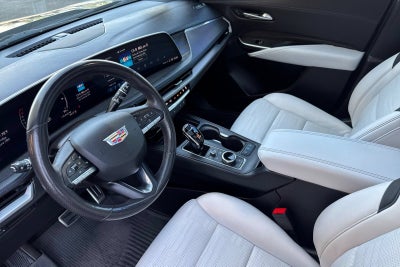 2024 Cadillac XT4 Sport