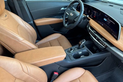 2024 Cadillac XT4 Sport