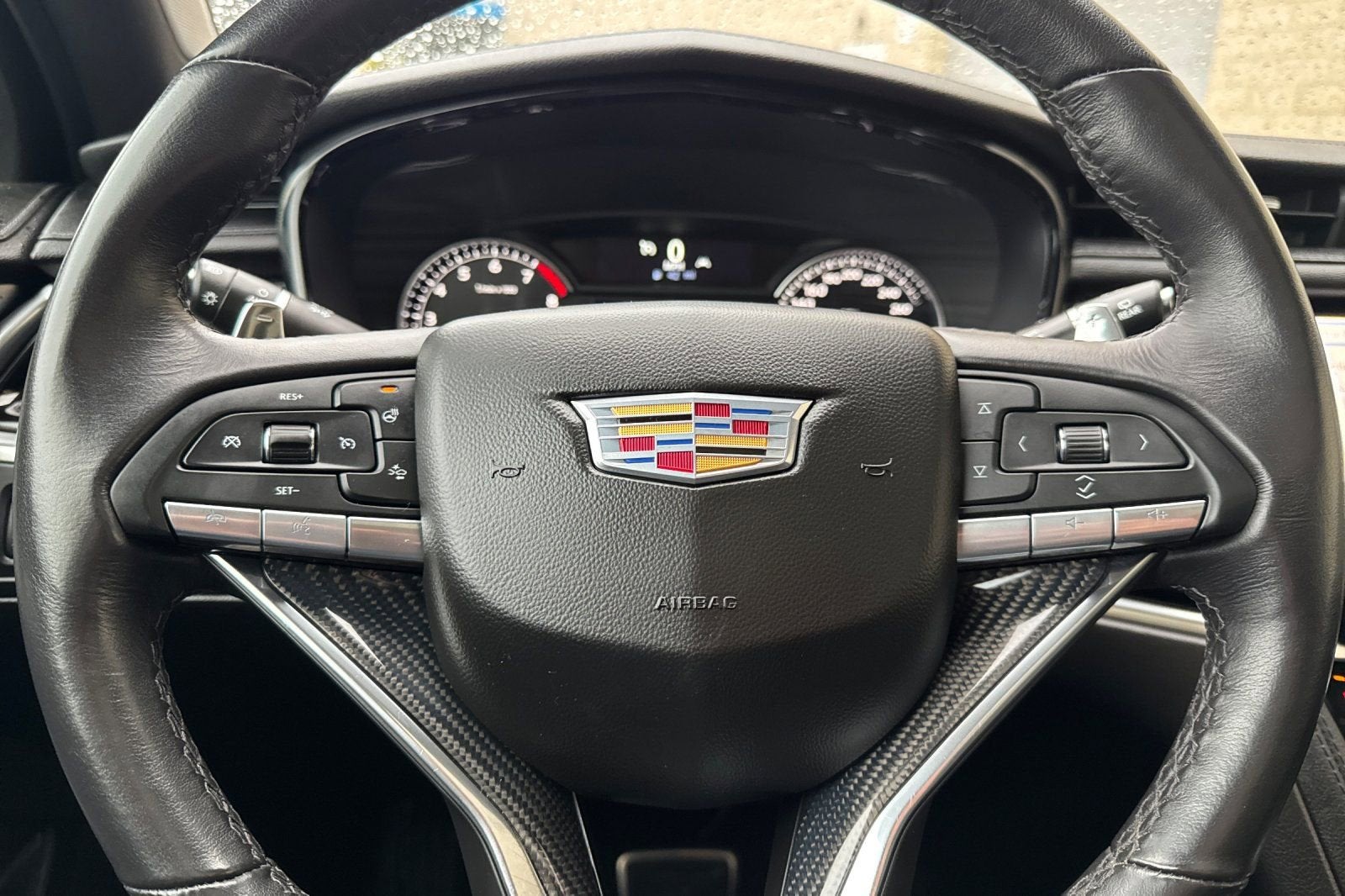 2024 Cadillac XT6 Sport